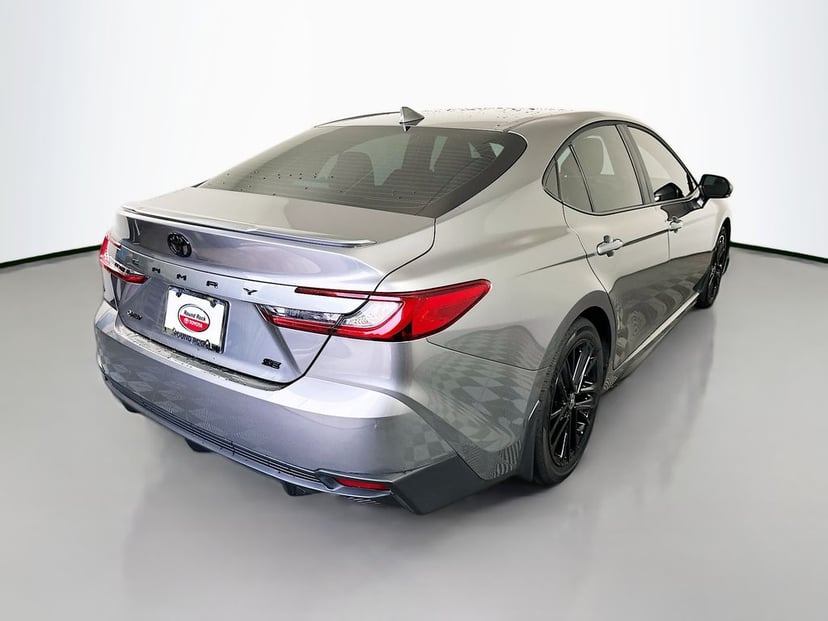 2026 Toyota Camry - Image 2