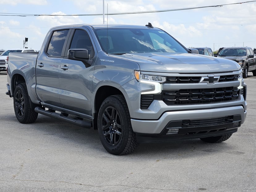 2026 Chevrolet Silverado 1500 - Image 1