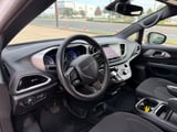 2024 Chrysler Pacifica - Preview 8