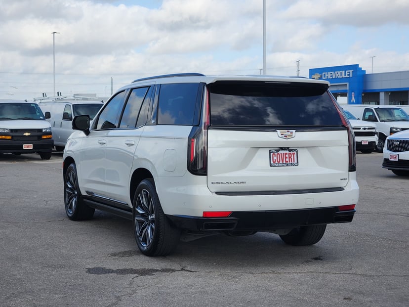 2021 Cadillac Escalade - Image 3