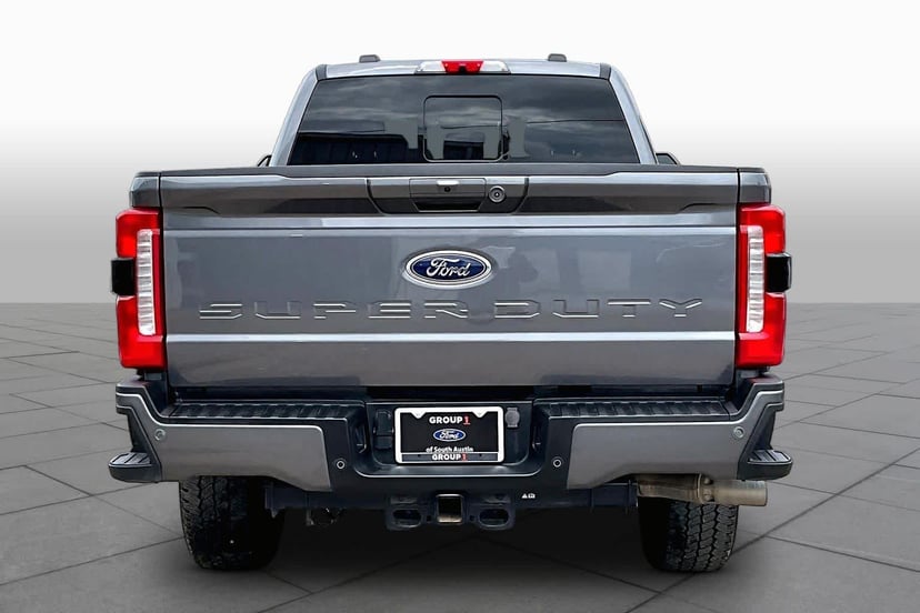 2024 Ford F-250 - Image 3