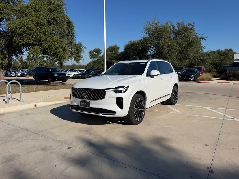 2027 Volvo XC90 - Image 1