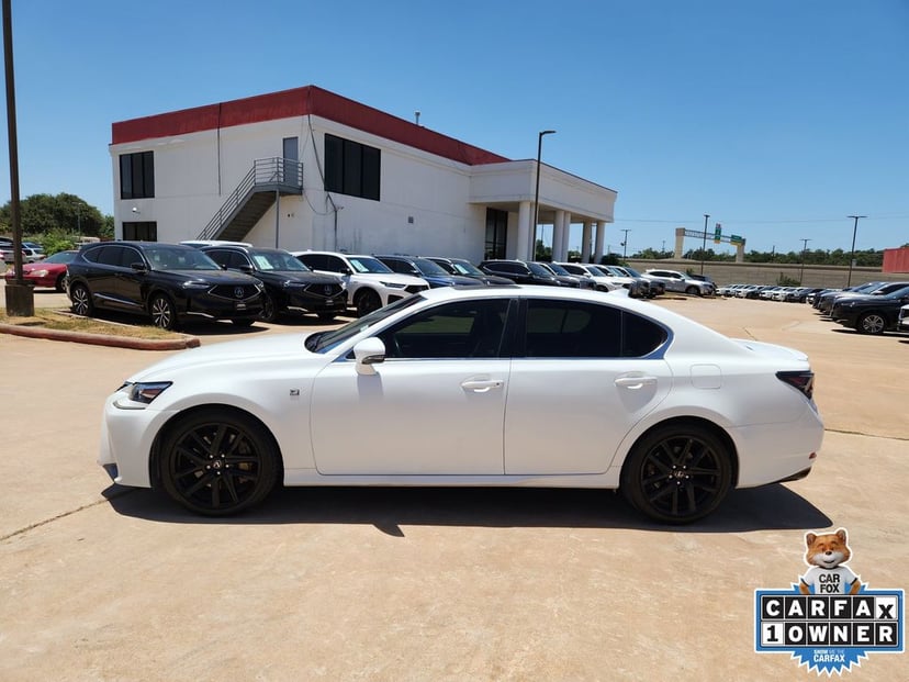 2019 Lexus GS - Image 2
