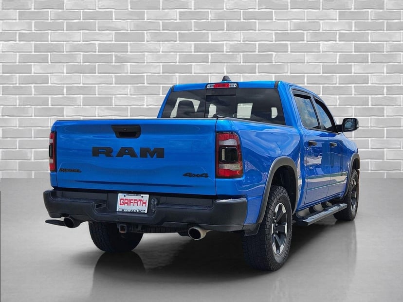 2022 RAM 1500 - Image 3