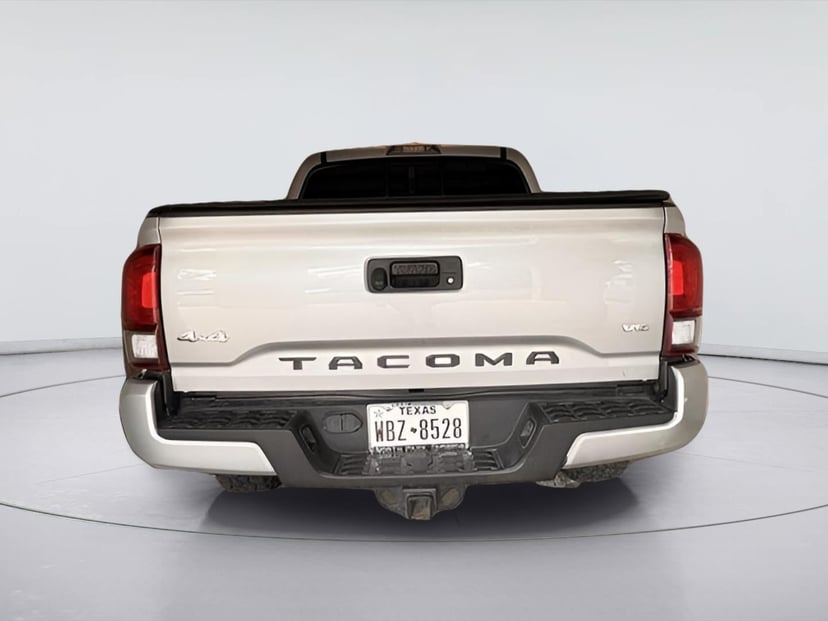 2022 Toyota Tacoma - Image 2