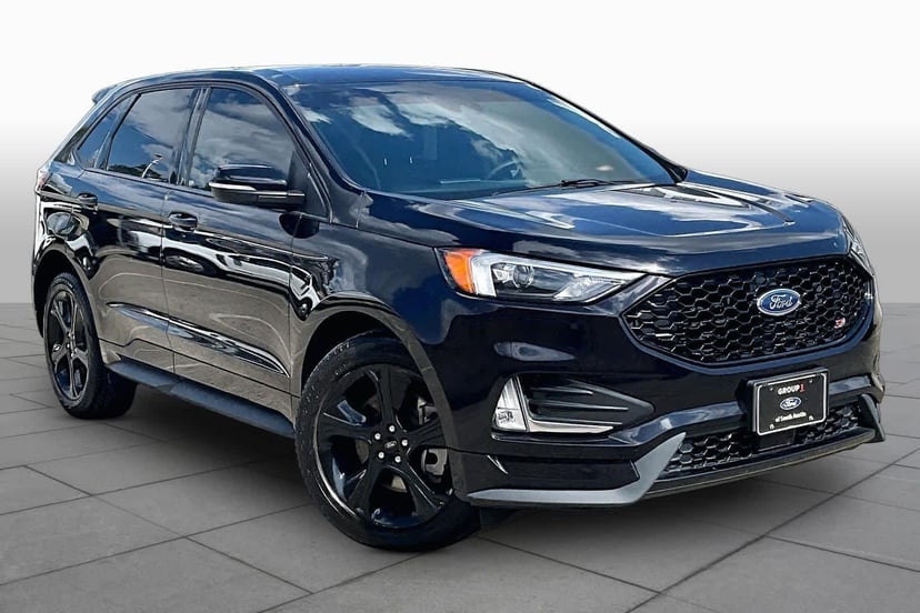 2023 Ford Edge - Image 1
