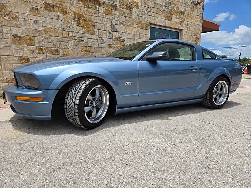 2006 Ford Mustang - Image 1