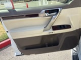 2017 Lexus GX 460 - Preview 10