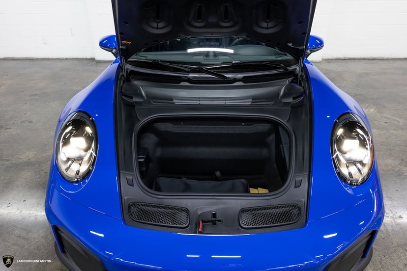 2026 Porsche 911 - Image 3