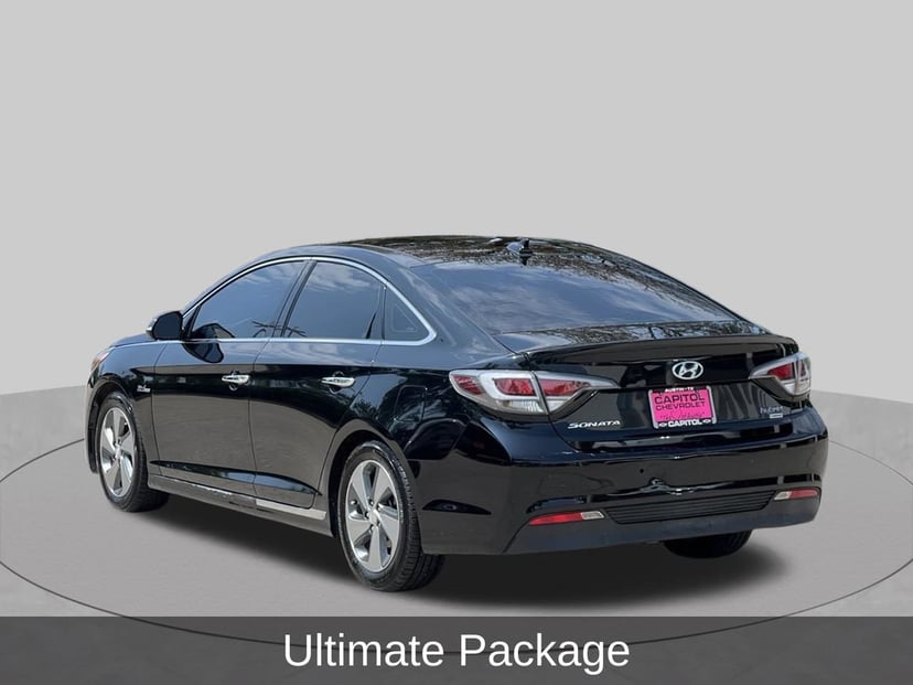 2016 Hyundai Sonata - Image 2