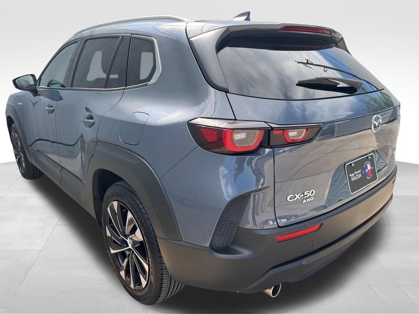 2025 Mazda CX-50 - Image 3