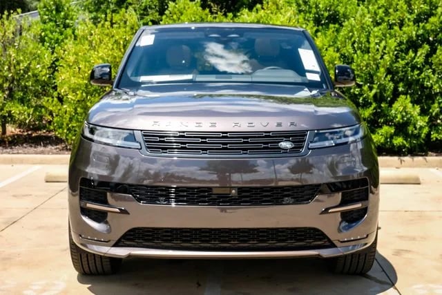 2026 Land Rover Range Rover Sport - Image 2