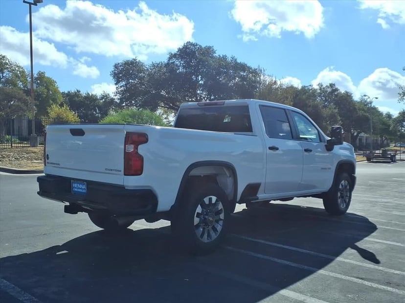 2024 Chevrolet Silverado 2500 HD - Image 3