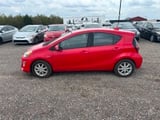 2015 Toyota Prius C - Preview 2