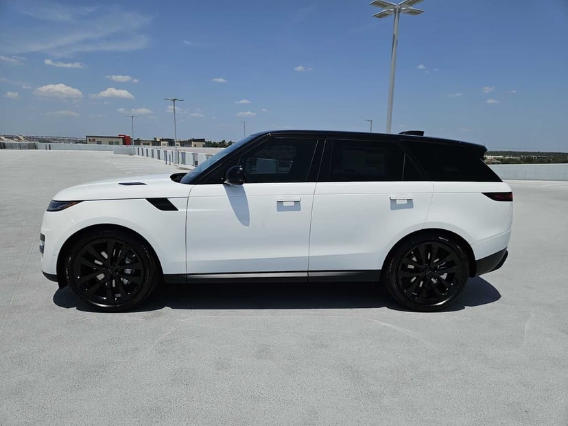 2026 Land Rover Range Rover Sport - Image 2