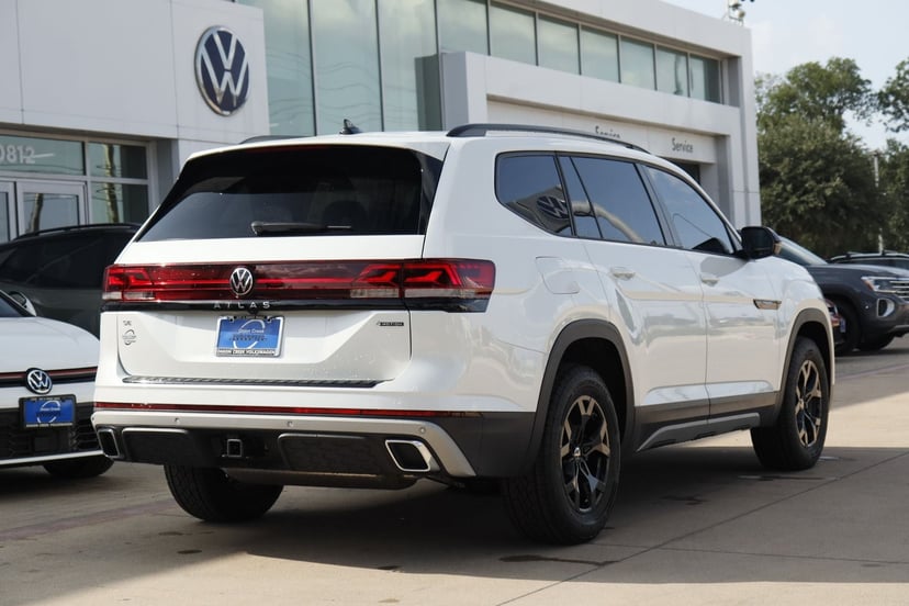 2026 Volkswagen Atlas - Image 3
