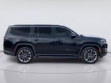 2022 Jeep Wagoneer - Preview 7