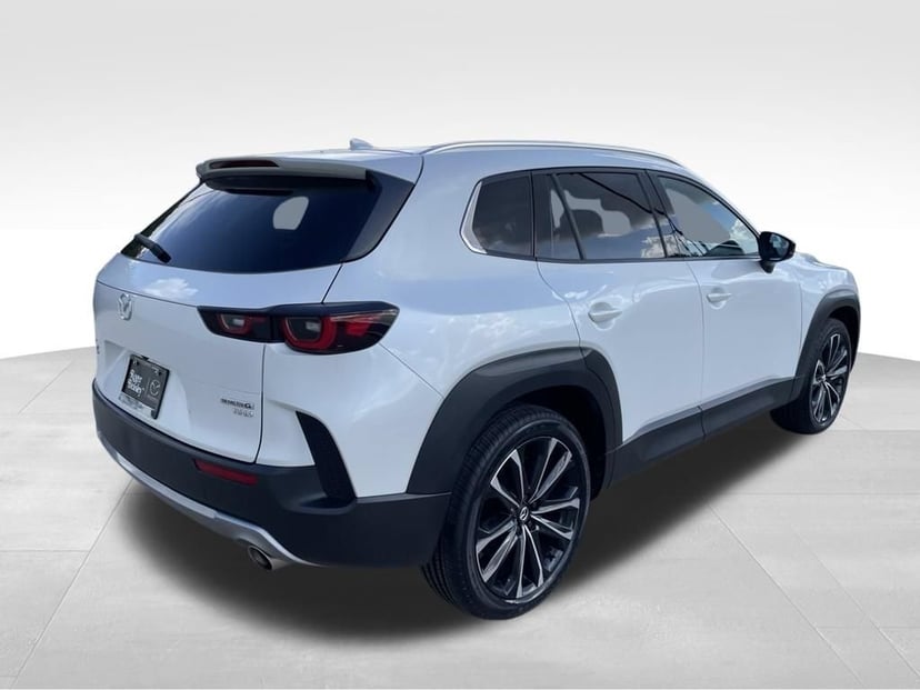 2025 Mazda CX-50 - Image 3