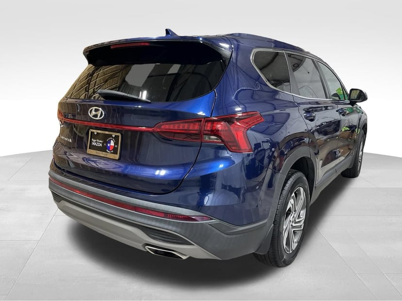 2023 Hyundai Santa Fe - Image 2