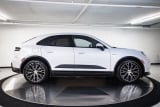 2024 Porsche Macan - Preview 8