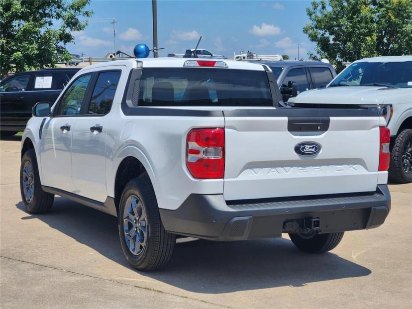 2026 Ford Maverick - Image 3