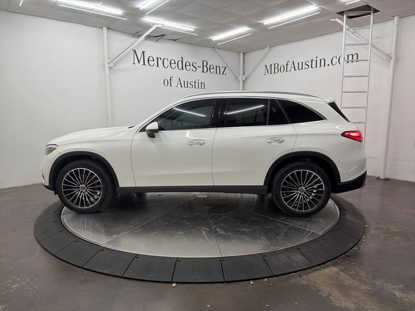 2026 Mercedes-Benz GLC - Image 1