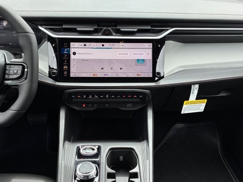 2026 Jeep Cherokee - Image 3