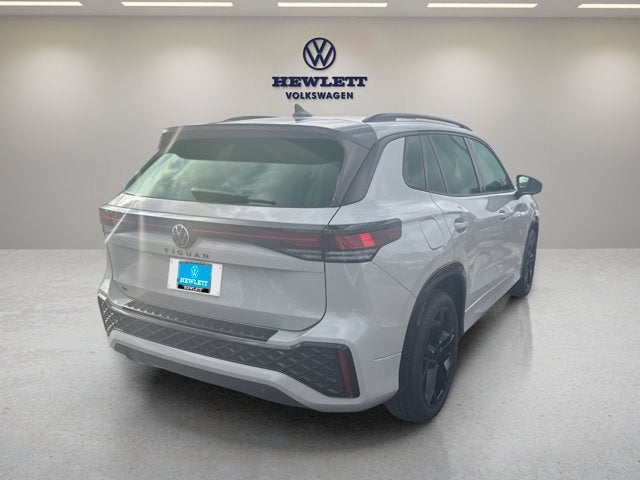 2026 Volkswagen Tiguan - Image 3