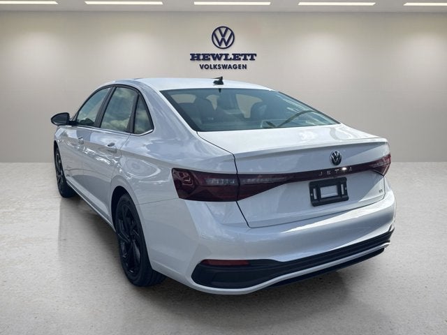 2026 Volkswagen Jetta - Image 2