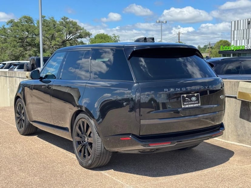 2023 Land Rover Range Rover - Image 3