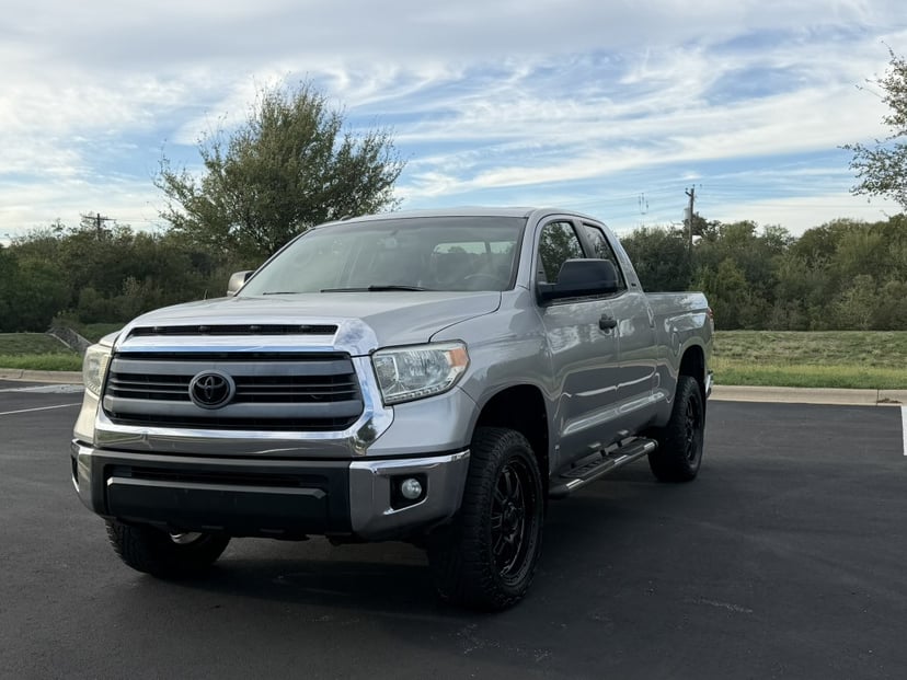 2014 Toyota Tundra - Image 1
