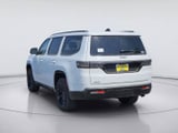 2026 Jeep Grand Wagoneer - Preview 4