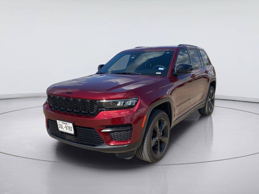 2023 Jeep Grand Cherokee - Image 1