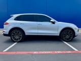 2016 Porsche Cayenne - Preview 3