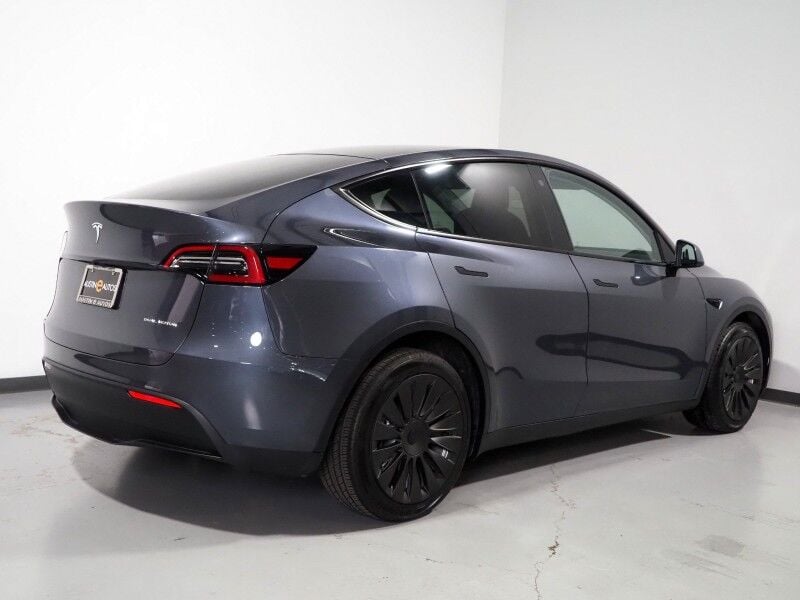 2023 Tesla Model Y Long Range AWD - Image 2