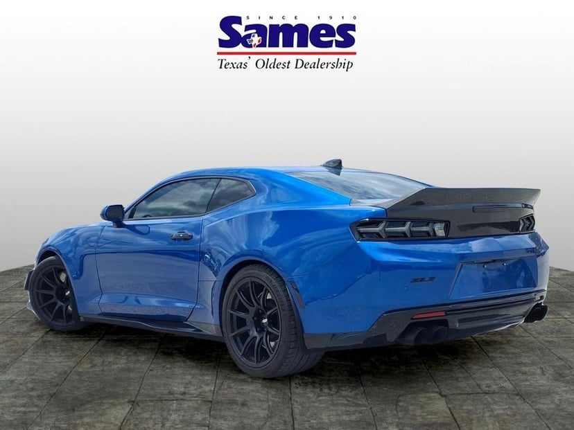 2017 Chevrolet Camaro - Image 2