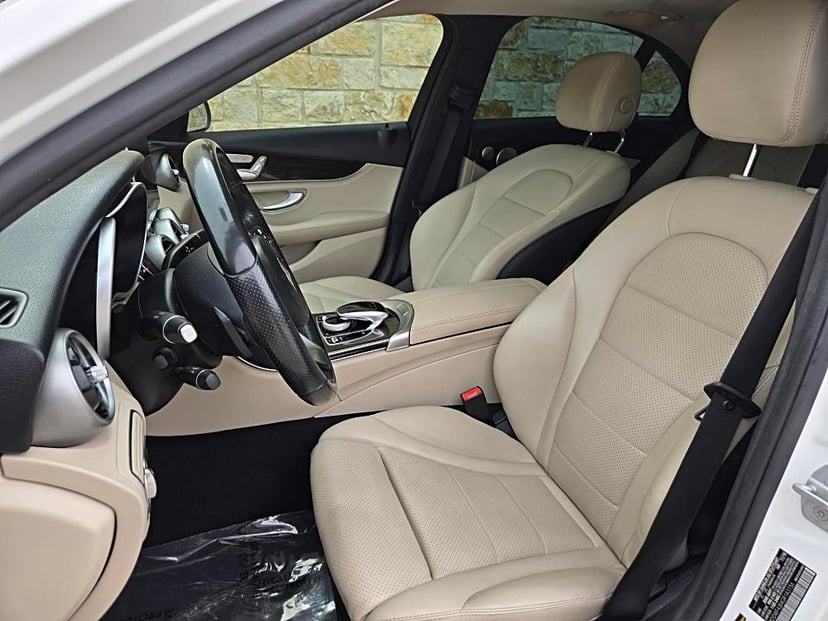 2016 Mercedes-Benz C-Class - Image 3
