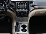 2017 Jeep Grand Cherokee - Preview 3