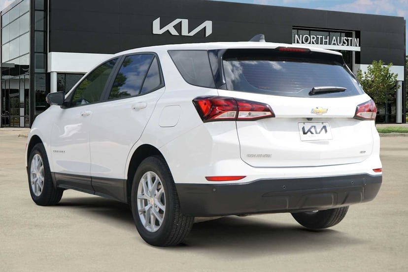2024 Chevrolet Equinox - Image 3