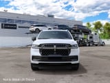 2027 Lincoln Navigator - Preview 3