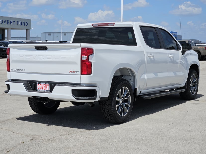 2026 Chevrolet Silverado - Image 3