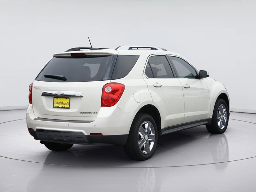 2015 Chevrolet Equinox - Image 2