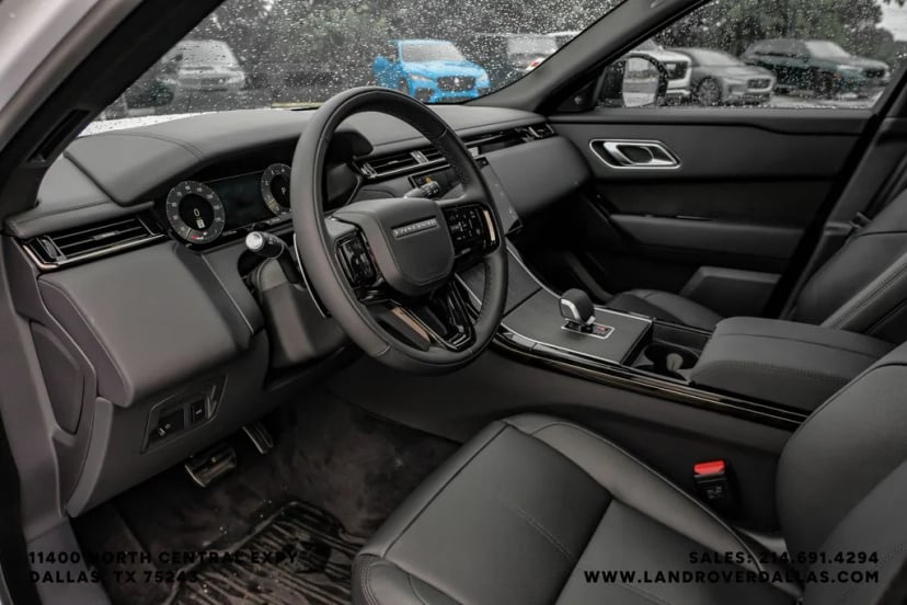 2026 Land Rover Range Rover Velar - Image 3