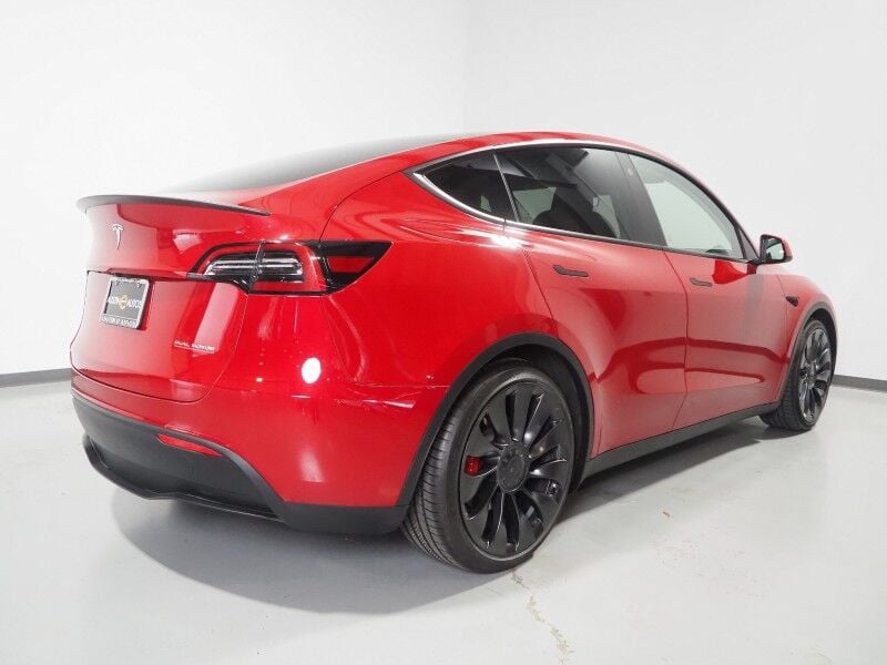 2023 Tesla Model Y Performance AWD - Image 2