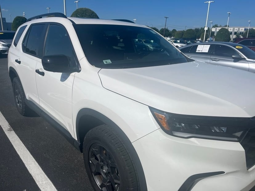 2023 Honda Pilot - Image 3