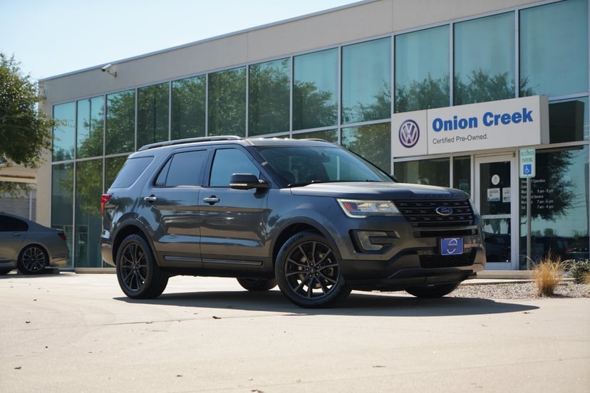2017 Ford Explorer - Image 1
