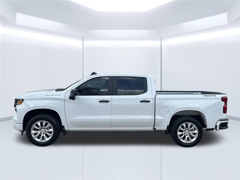 2026 Chevrolet Silverado 1500 - Image 1