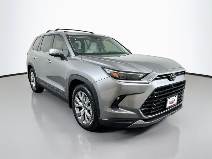 2025 Toyota Grand Highlander - Image 1