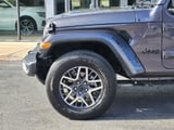 2025 Jeep Wrangler - Preview 9