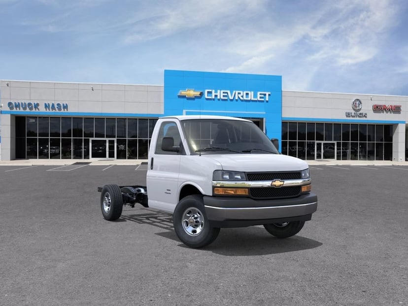 2026 Chevrolet Express Cutaway - Image 1
